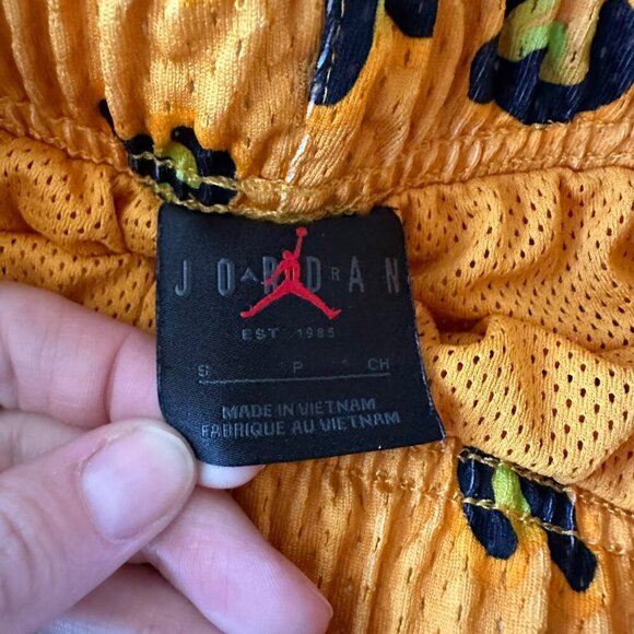 Air Jordan Brand Mens Size Small Yellow & Black Cheetah Animal Print Mesh Shorts - Picture 5 of 7